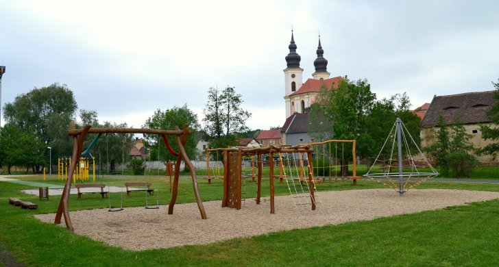 Hřiště u workoutu1.jpg